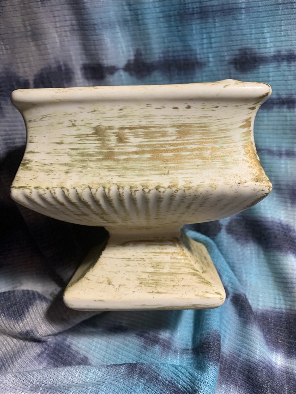 McCoy USA Pedestal Vessel
